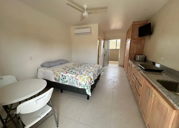 Lodge Cozy Near The Beaches In Guanacaste *